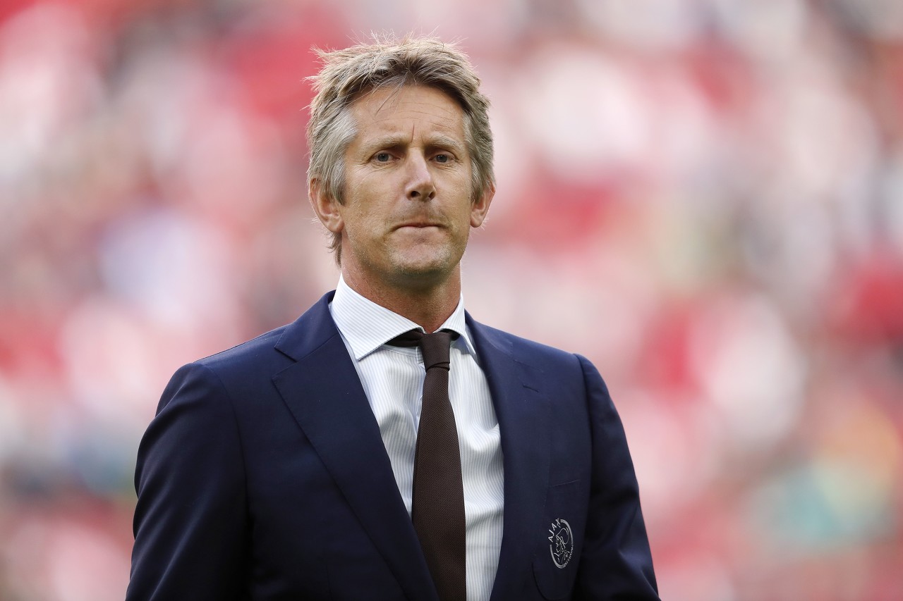 stron, 电讯报, 尤文图斯和 stron, 电讯报, 尤文图斯和