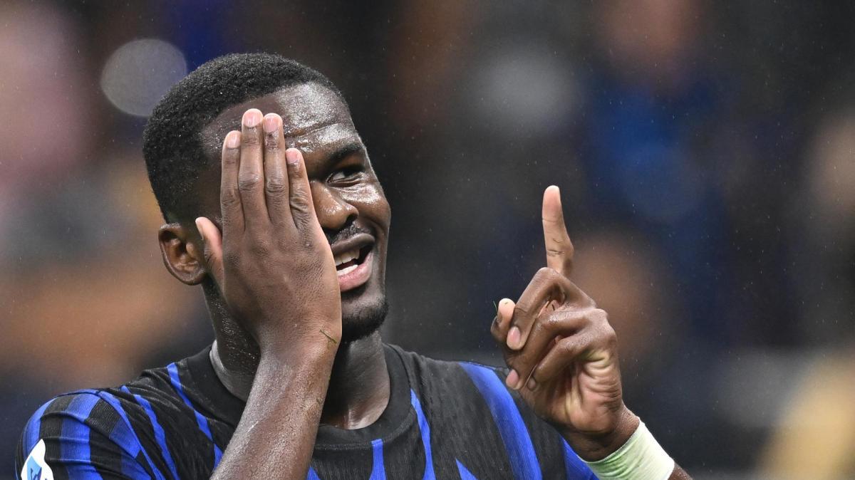 博尼的角色, 的前锋 博尼的角色, 的前锋