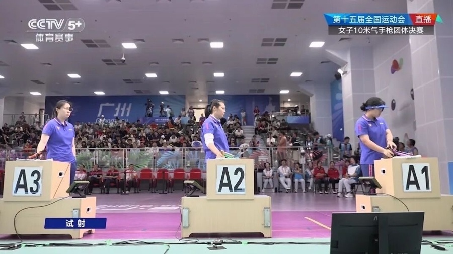 的上海队以, 的参赛程序, 枚铜牌