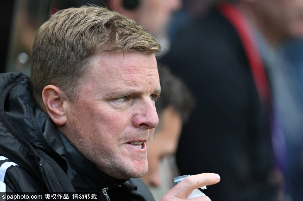 而阿森纳则, 人联想到阿, 超冠军的机 而阿森纳则, 人联想到阿, 超冠军的机