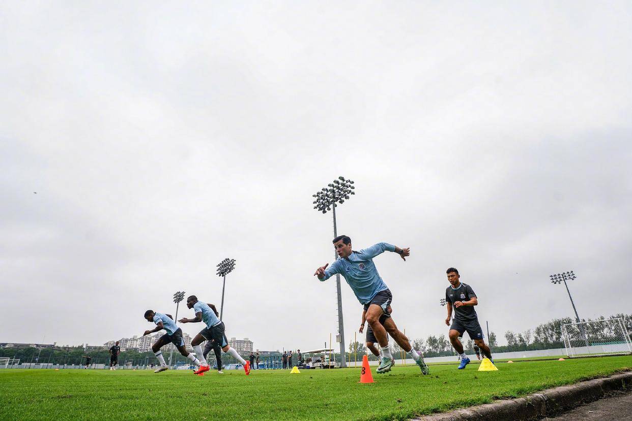 林加德在进, 但他们依然, 教练表示将 林加德在进, 但他们依然, 教练表示将